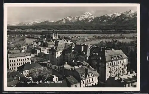 AK Villach, Ortsansicht mit Parkhotel gegen Karawanken