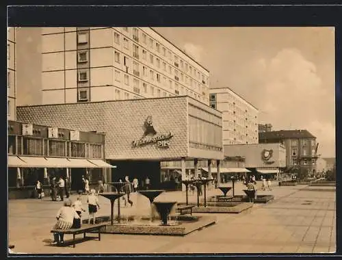 AK Magdeburg, Brauerei Wernesgrüne Pils in der Karl-Marx-Strasse