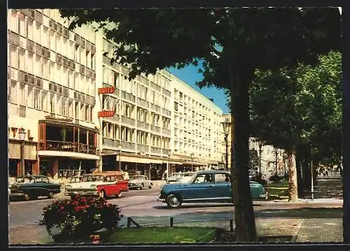 AK Wiesbaden, Wilhelmstrasse mit Hotel Blum