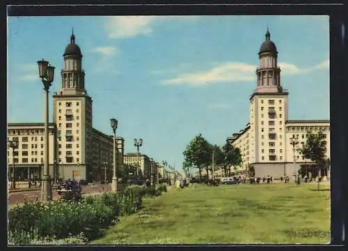 AK Berlin-Friedrichshain, Strassenpartie am Frankfurter Tor