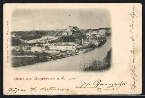 AK Burghausen a. S., Blick über das Wasser auf den Ort