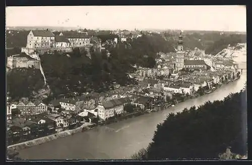 AK Burghausen / Salzach, Ortsansicht aus der Vogelschau