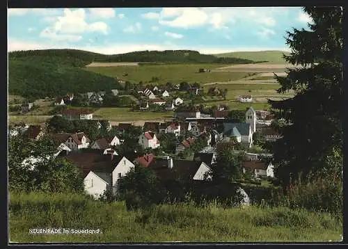 AK Neuenrade im Sauerland, Ortsansicht von einem Hügel aus