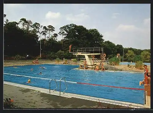 AK Steyerberg, Belebte Szene im Freibad mit Sprungturm