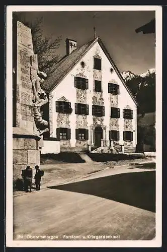 AK Oberammergau, Forstamt und Kriegerdenkmal