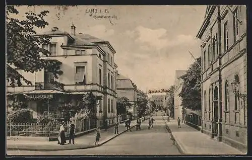 AK Lahr i. B., Blick in die Schillerstr. mit dem Stoesser Haus