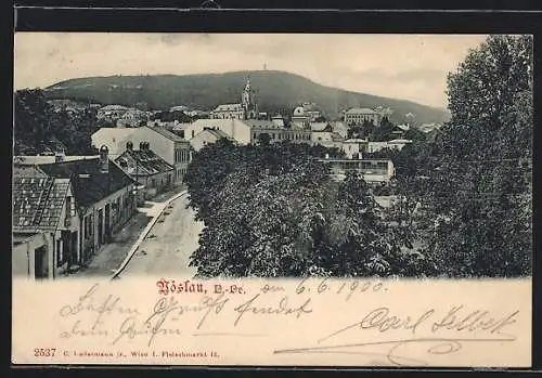 AK Vöslau, Ortsansicht mit Strasse aus der Vogelschau