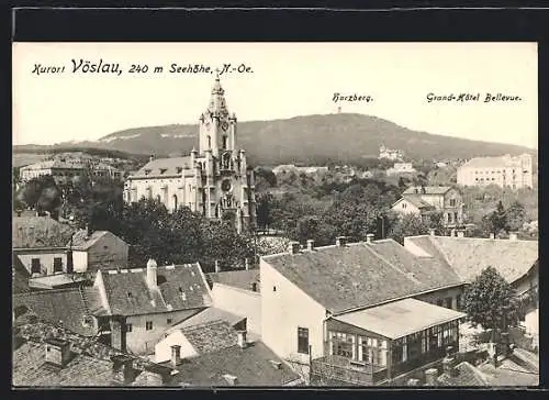 AK Vöslau, Teilansicht mit Grand-Hotel Bellevue, Kirche und Harzberg