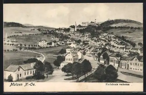 AK Matzen /N.-Oe., Ortsansicht mit dem Schloss