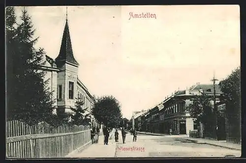 AK Amstetten, Passanten auf der Wienerstrasse