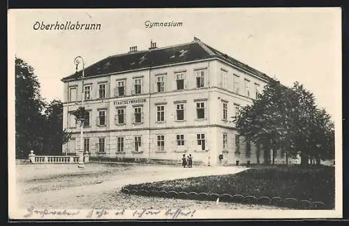 AK Oberhollabrunn, Blick auf das Gymnasium