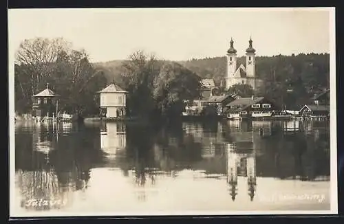 AK Tutzing, Ortsansicht vom Wasser aus mit zweitürmiger Kirche