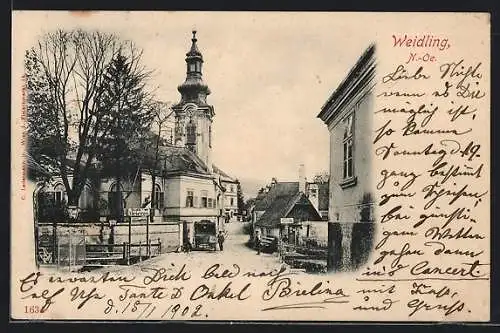 AK Weidling, Strassenpartie mit Kirche