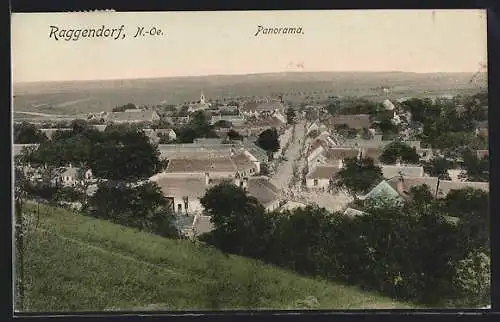 AK Raggendorf /N.-Oe., Panoramablick über die Ortschaft