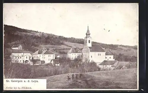 AK St. Georgen a.d. Leys, Ortsansicht mit Kirche