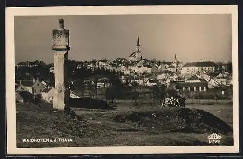 AK Waidhofen a. d. Thaya, Ortspanorama mit Kirche