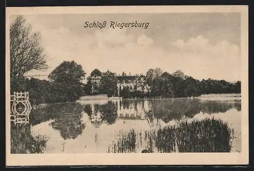 AK Riegersburg, Teichpartie am Schloss