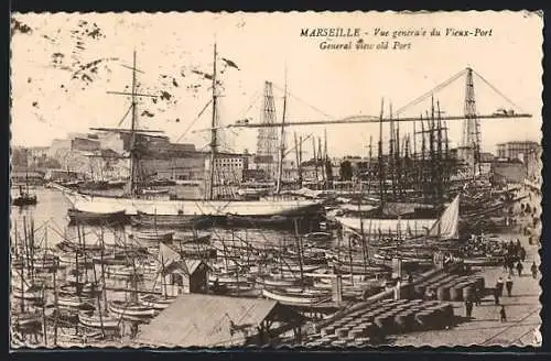 AK Marseille, Vue générale du Vieux-Port