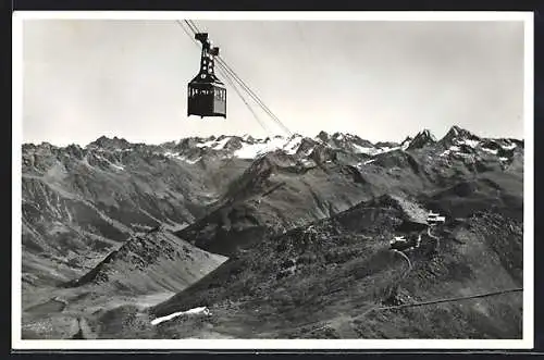 AK Davos, Luftseilbahn Parsenn-Weissfluhgipfel gegen Weissfluhjoch, Silvrettagebiet u. Piz Linard