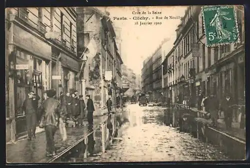 AK Paris-Clichy, Crue de la Seine 1910, Rue de Neuilly