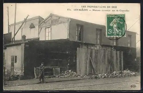AK Levallois, Les Inondations de 1910, Maisons ecroulées Rue de Courcelles