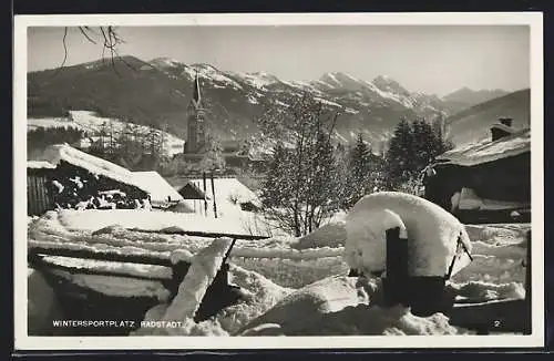 AK Radstadt, Blick zur Kirche im tiefen Winter