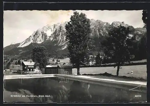 AK Ramsau am Dachstein, Ortspartie im Schwimmbad
