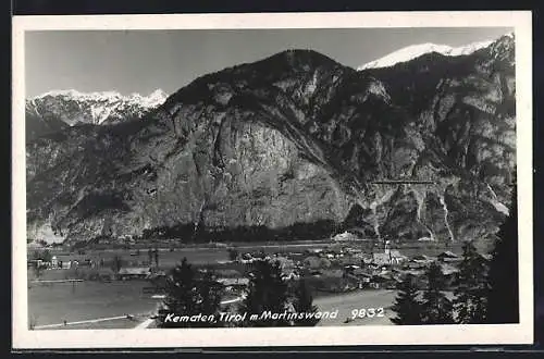 AK Kematen /Tirol, Die Ortschaft und die Martinswand