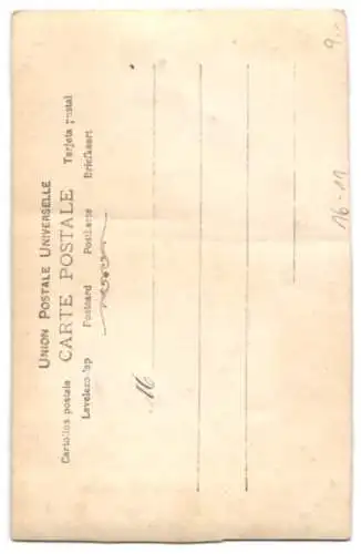 Foto-AK Atelier Reutlinger, Paris: Comedie-francaise, hübsche Dame mit Glitzerperl-Schmuck