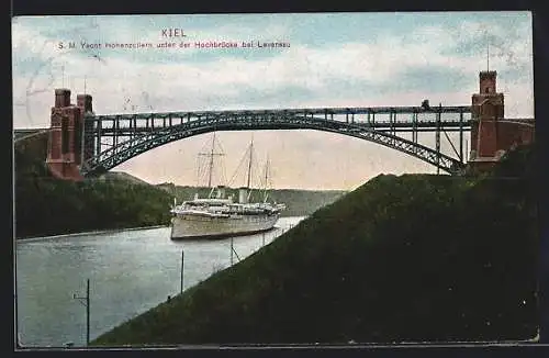 AK Kiel, SM Yacht Hohenzollern unter der Hochbrücke von Levensau