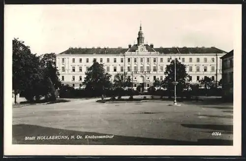 AK Hollabrunn, Am Knabenseminar