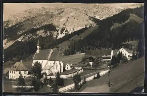 AK Seewiesen, Blick auf die Kirche vom Berghang aus