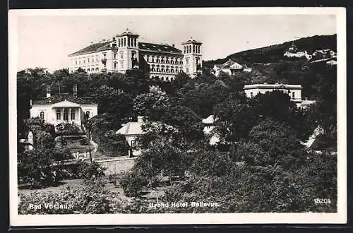 AK Bad Vöslau, Grand Hotel Bellevue mit Umgebung