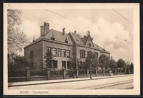 AK Mörs, Am Gymnasium