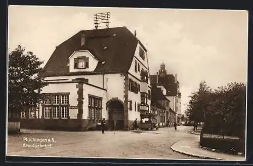 AK Plochingen a. N., Strassenpartie am Hauptbahnhof