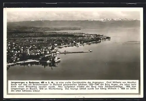 AK Langenargen a. B., Totalansicht mit Bodensee und Alpenpanorama, Fliegeraufnahme