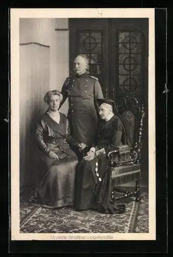 AK Grossherzogsfamilie von Baden in einem Salon
