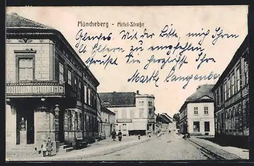 AK Müncheberg, Blick entlang der Mittel-Strasse