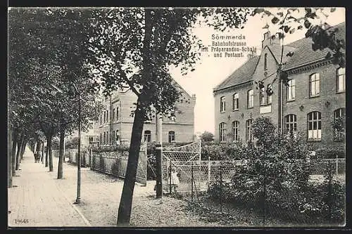 AK Sömmerda, Bahnhofstrasse mit Präparanden-Schule und Postamt