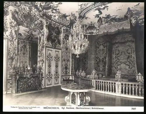 Fotografie NPG, Berlin, Ansicht München, Schlafzimmer (Reichenzimmer) in der königlichen Residenz, Prunk