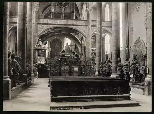 Fotografie Fritz Gratl, Innsbruck, Ansicht Innsbruck, Innenansicht der Hofkirche mit Kanzel und Statuen, 25 x 19cm