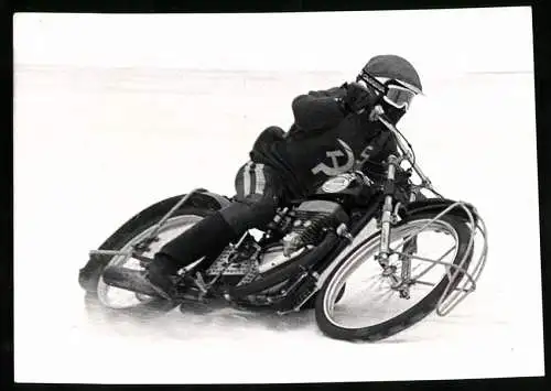 Fotografie Sergey Tarabanko, russischer Motorrad Eisspeedway Fahrer auf Java Motorrad, mehrfacher Weltmeister