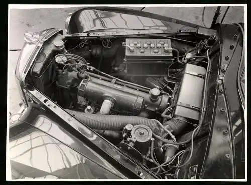 Fotografie Motor eines Wolseley 6 /80, 2,2 Liter Ottomotor mit 53 KW