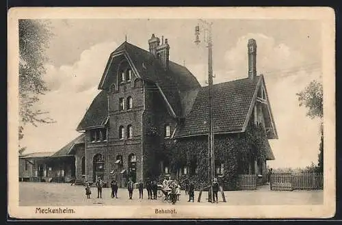 AK Meckenheim / Rheinl., Kindergruppe vor Bahnhof