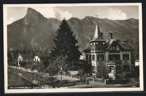 AK Oberammergau, Ammerpartie mit Gasthof und Kofel