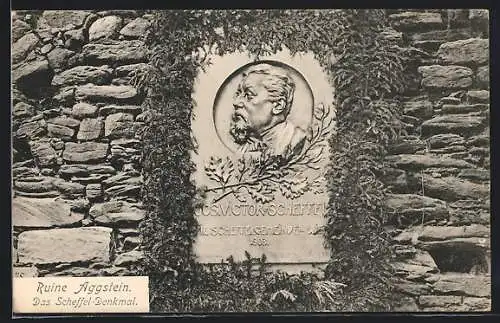 AK Aggstein, Das Scheffel-Denkmal an der Ruine