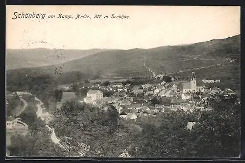 AK Schönberg am Kamp, Ortsansicht mit der Kirche aus der Vogelschau