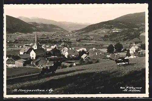 AK St. Margarethen im Lungau, Ortsansicht mit Kuhweide und Kirche