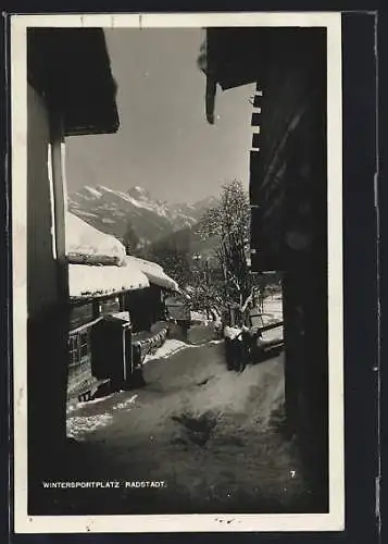 AK Radstadt, Strassenpartie im tiefen Schnee