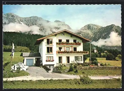 AK Ramsau /Dachstein, Frühstückspension Haus Gerti gegen die Berge